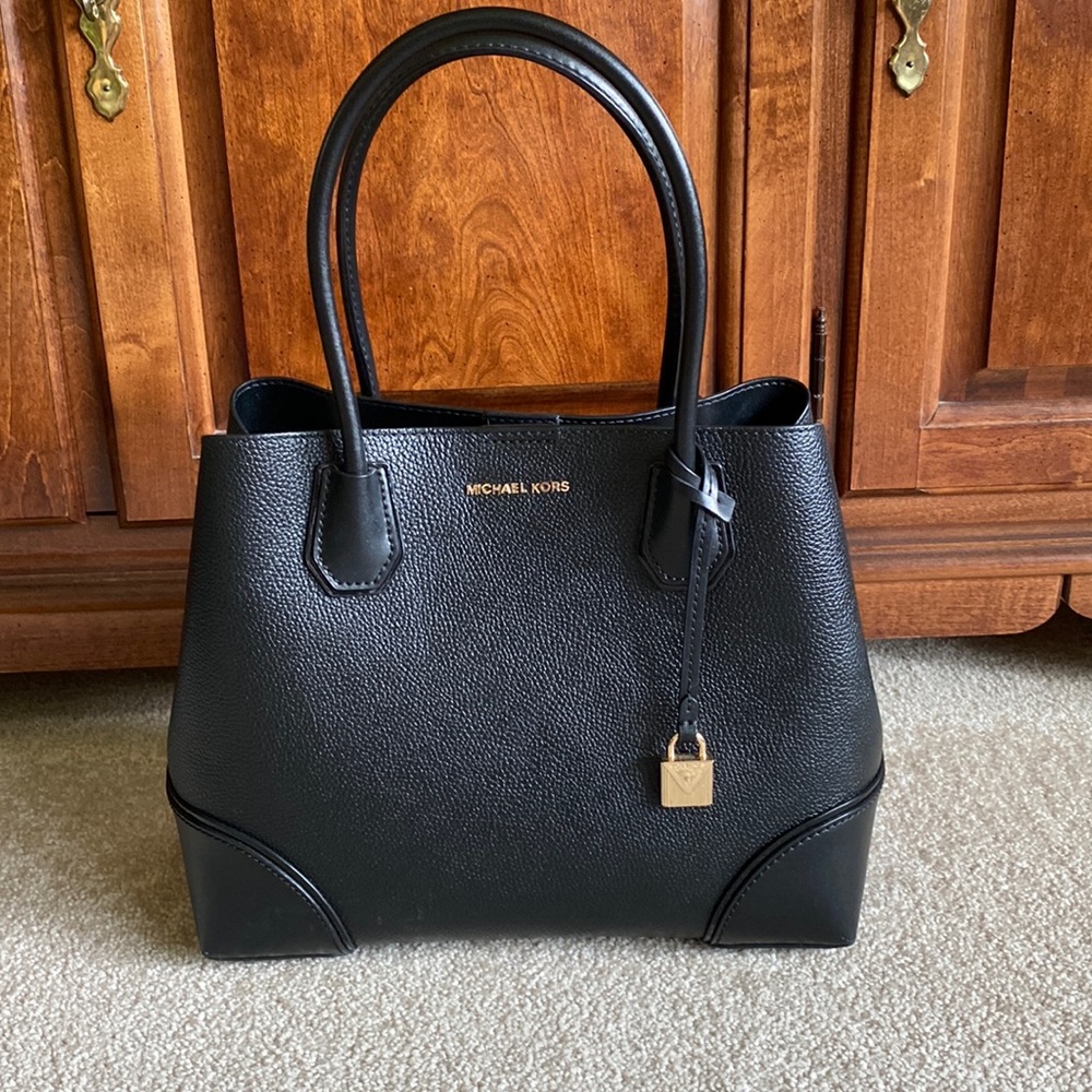 FIRM PRICE Michael Kors Mercer Gallery Leather Satchel (Medium)